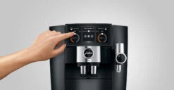JURA J8 Twin Diamond Black (EA) Met €78 Gratis Koffie En Glazen Melkhouder En 2+1 Jaar Extra Garantie -Koffie Winkel Jura J8 Twin Diamond Black panorama coffeepanel