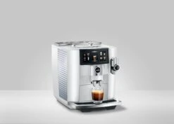 JURA J8 Twin Diamond White (EA) Met €78 Gratis Koffie En Glazen Melkhouder En 2+1 Jaar Extra Garantie 19 JURA J8 Twin Diamond White (EA) Met €78 Gratis Koffie En Glazen Melkhouder En 2+1 Jaar Extra Garantie -Koffie Winkel Jura J8 Twin Diamond White koffie