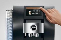 JURA Z10 Aluminium Black (EA) Met €89 Gratis Koffie én 2+1 Jaar Extra Garantie -Koffie Winkel Jura z10 koffiemachine aluminium black touchscreen d1377a41 c2a4 4ec3 9273 ff8498d7e5e5