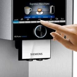 Siemens EQ.9 Plus Connect S500 - Edelstaal - TI9553X1RW Met €49 Gratis Koffie -Koffie Winkel Siemens EQ.9 plus connect s500 TI9553X1RW display