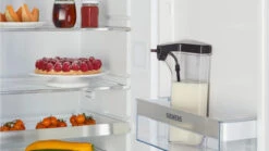 Siemens EQ.9 Plus S400 - Edelstaal - TI924301RW Met €49 Gratis Koffie -Koffie Winkel Siemens EQ9 s400 TI924301RW koffiemachine melkbus