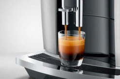 JURA E8 Platin (EB) Met €49 Gratis Koffie -Koffie Winkel jura e8 eb platin koffiemachine koffie