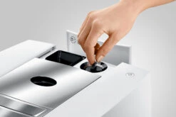 JURA J8 Piano White (EA) Met €78 Gratis Koffie én 2+1 Jaar Extra Garantie 11 JURA J8 Piano White (EA) Met €78 Gratis Koffie én 2+1 Jaar Extra Garantie -Koffie Winkel jura j8 piano white koffiemachine maalgraad 7182384e 3b3a 41d8 b175 167df496e2e6